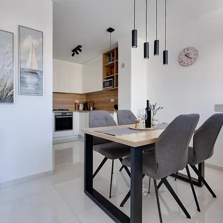 Paloma Apartment *